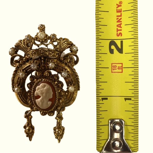 Vintage Cameo Queens Crown Brooch - Picture 5 of 6